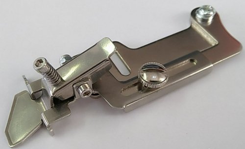 Линейка откидная с прижимом GAE